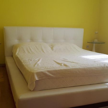 Bh Rialto Apartment สเวติ สเตฟาน ภายนอก รูปภาพ
